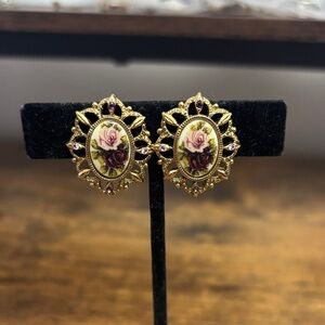1928 Gold Rose Clip-On Earrings